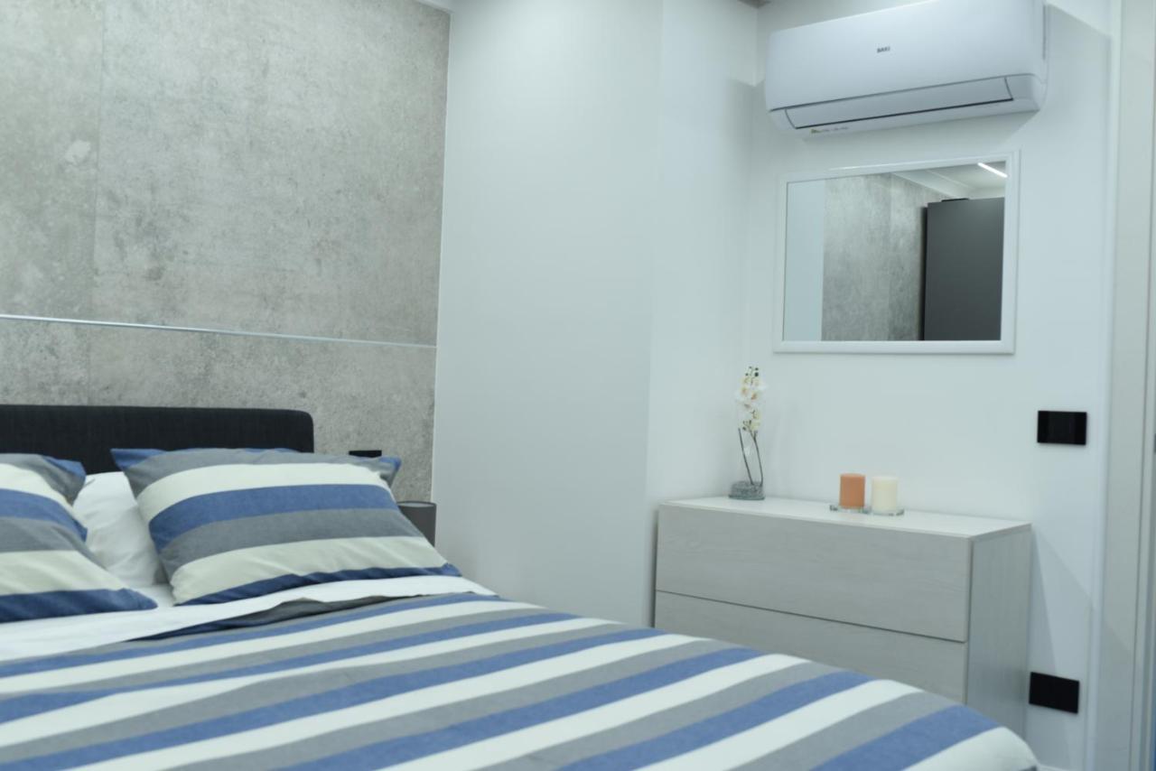 Chiaja Lux House Apartment Napoli Exterior foto